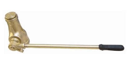 液化氣運(yùn)輸車(chē)側(cè)翻 防爆千斤頂緊急救援